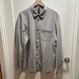 Men's Lululemon Gray Button-Up Shirt